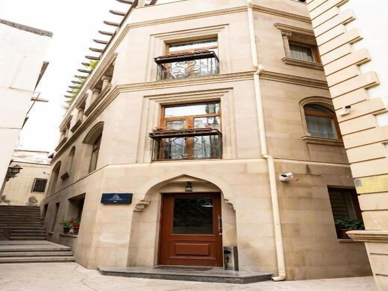 Parliament Hotel & Restaurant - Genel