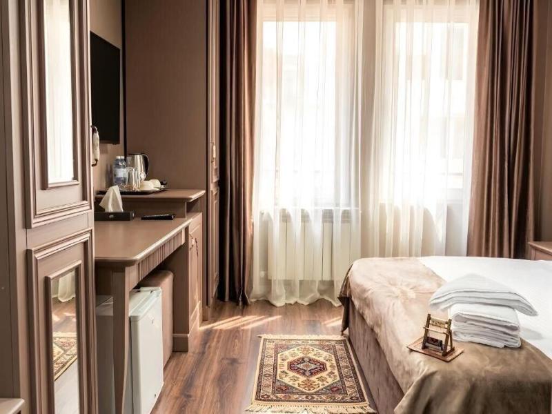 Parliament Hotel & Restaurant - Oda