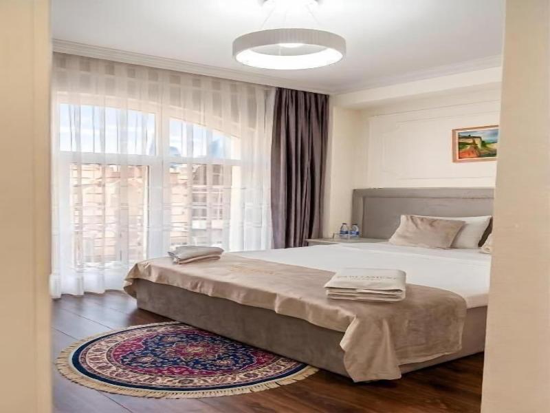 Parliament Hotel & Restaurant - Oda