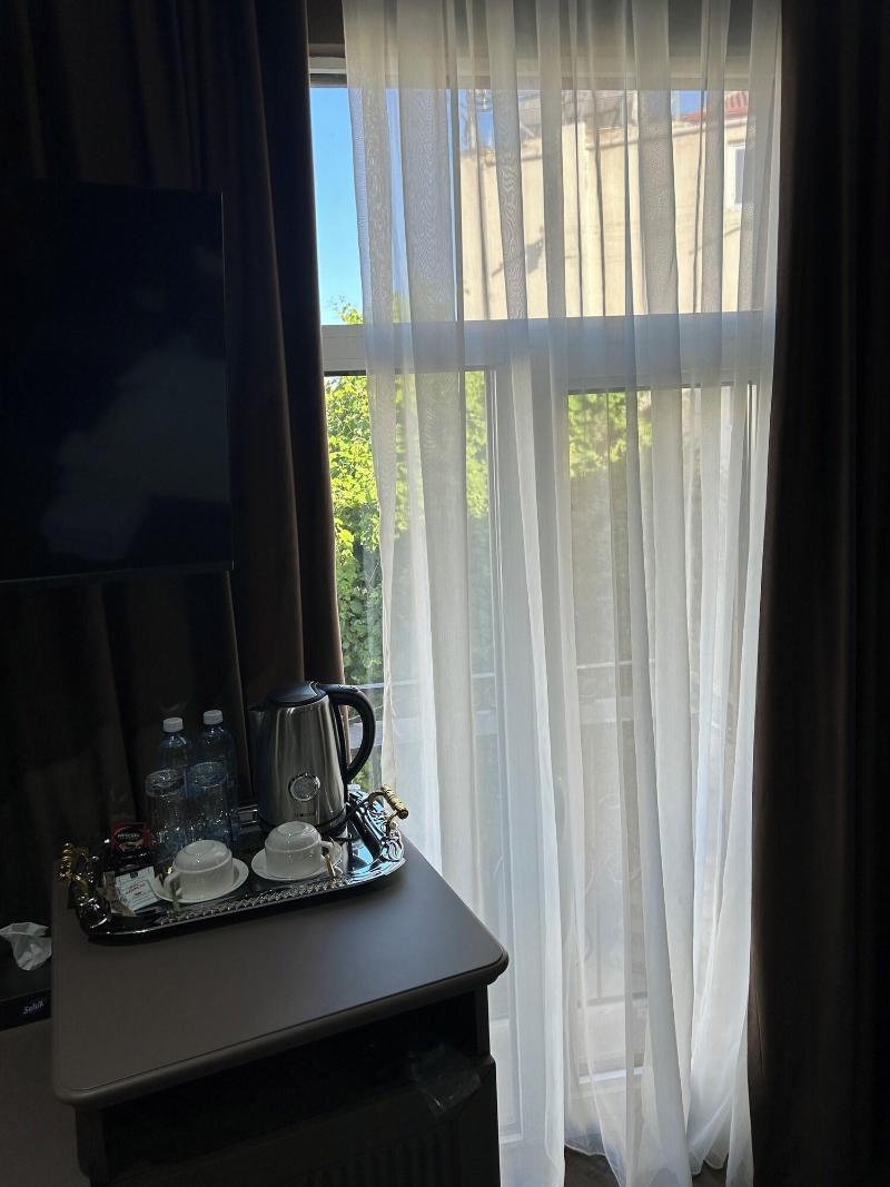 Parliament Hotel & Restaurant - Oda