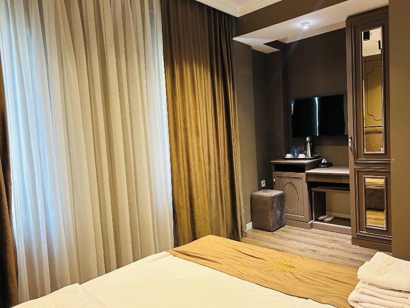 Parliament Hotel & Restaurant - Oda