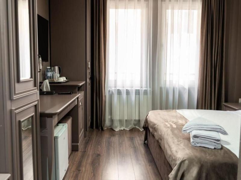 Parliament Hotel & Restaurant - Oda