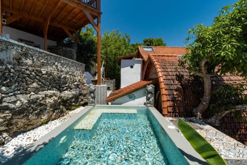 Butterfly Villas Nusa Ceningan - Oda