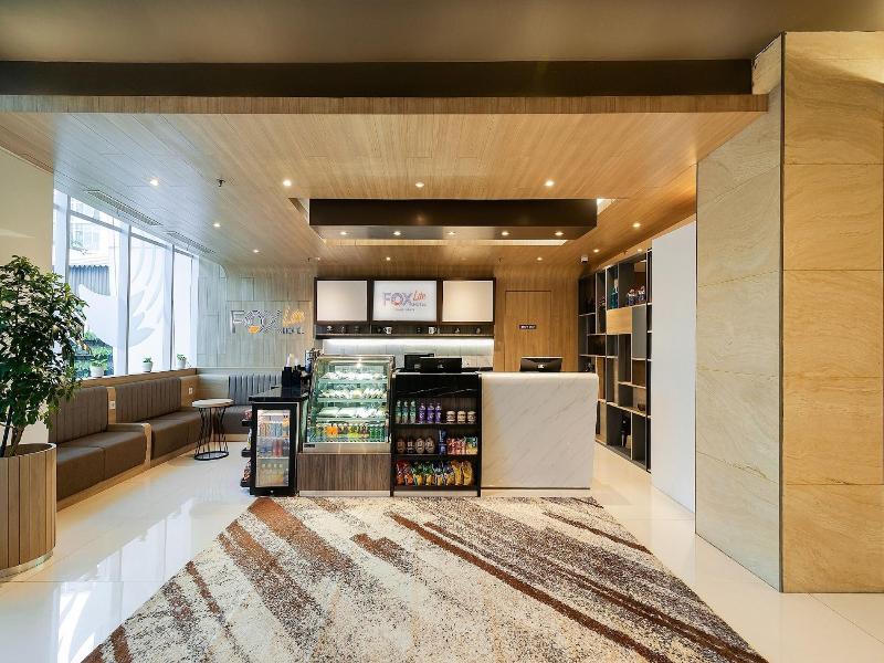 Fox Lite Hotel Grogol Jakarta - Lobi