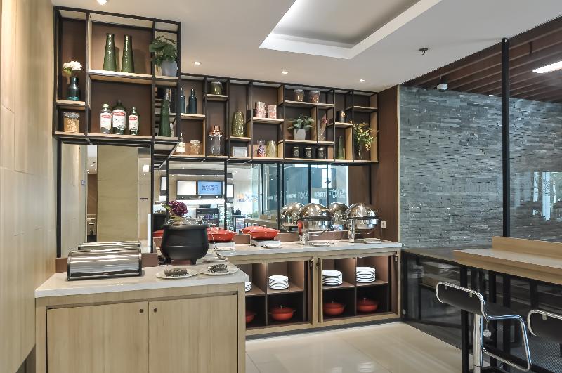Fox Lite Hotel Grogol Jakarta - Restoran