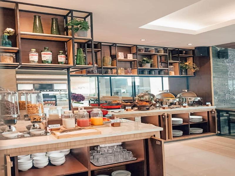 Fox Lite Hotel Grogol Jakarta - Restoran