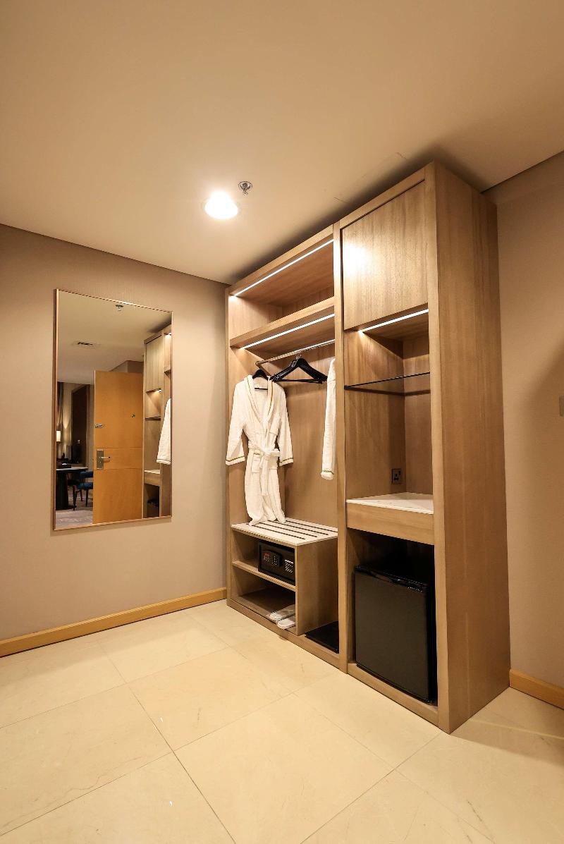 Best Western Premier M Four Hotel - Oda