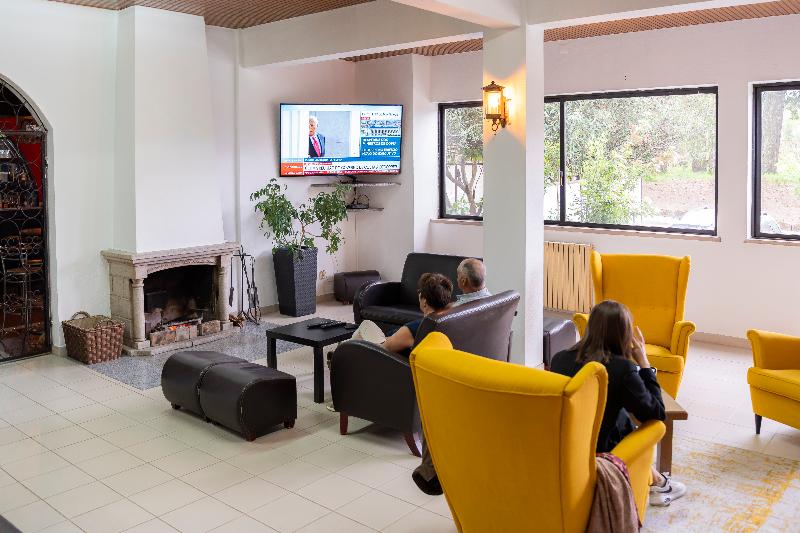 Hotel Mira Serra - Lobi