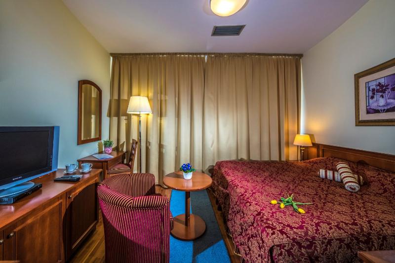 Forest Hills Hotel & Golf Zirc - Oda