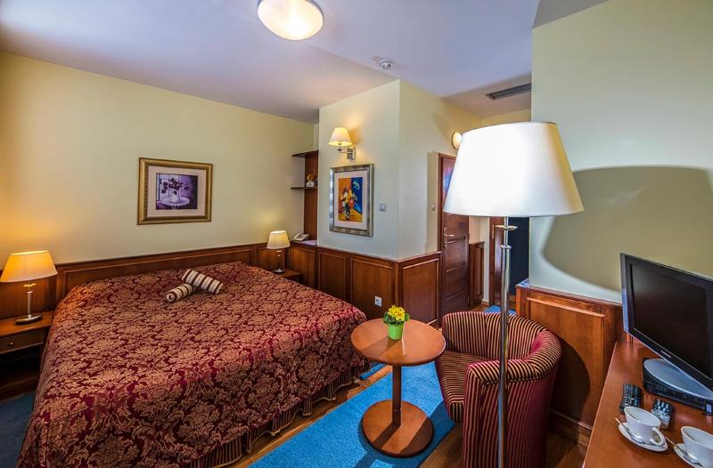 Forest Hills Hotel & Golf Zirc - Oda