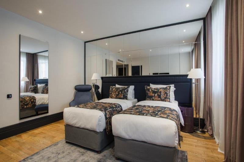 Puris Moedani Boutique Hotel - Oda
