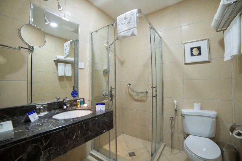 Taskeen Served Apartment - Oda