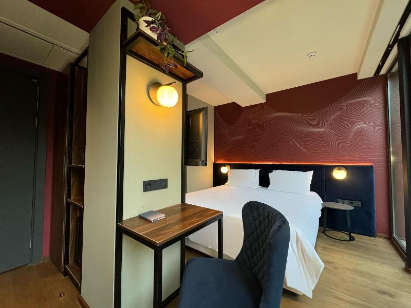 Tbilisi Edition - Design Hotel - Oda