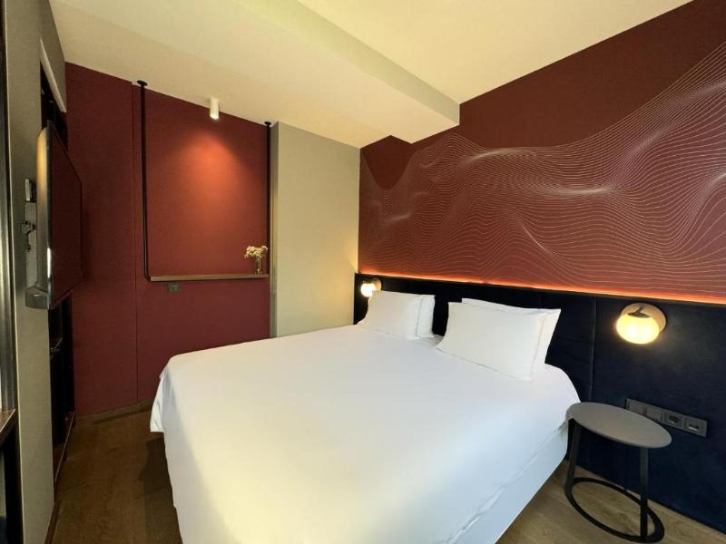 Tbilisi Edition - Design Hotel - Oda