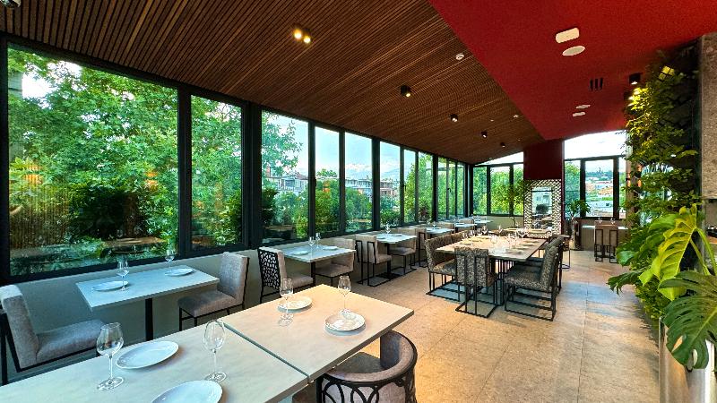 Tbilisi Edition - Design Hotel - Restoran