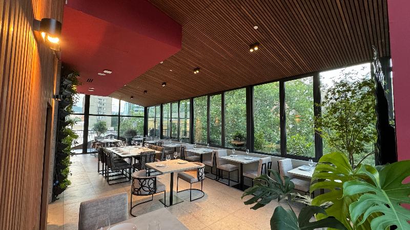 Tbilisi Edition - Design Hotel - Teras