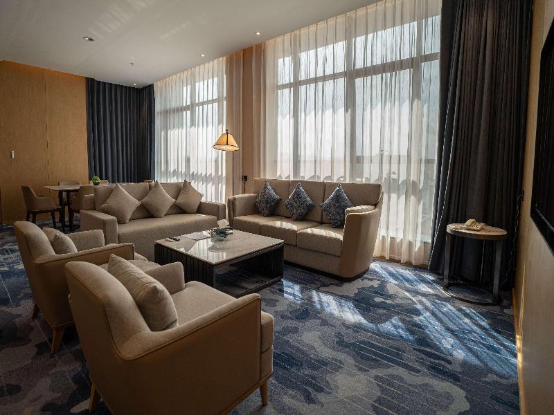 Best Western Plus Danat Almansak Hotel - Oda