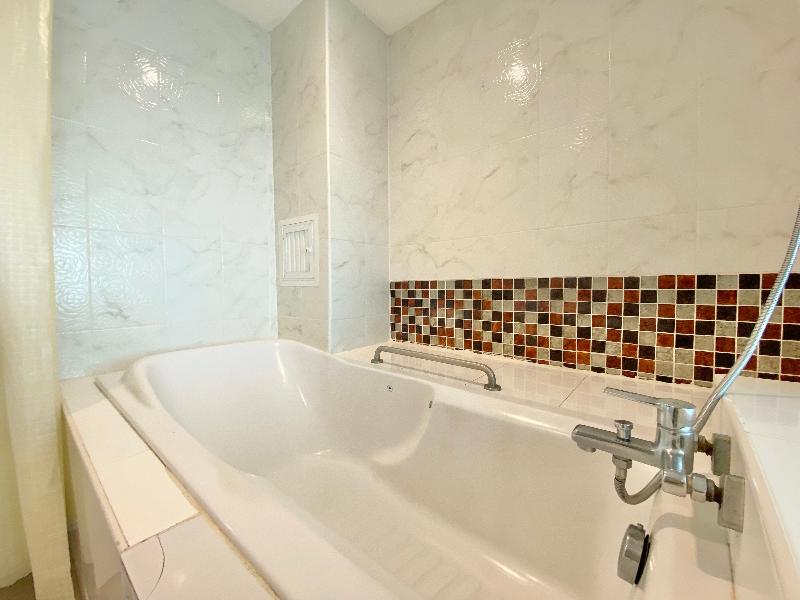 Patong Platinums Hotel - Oda