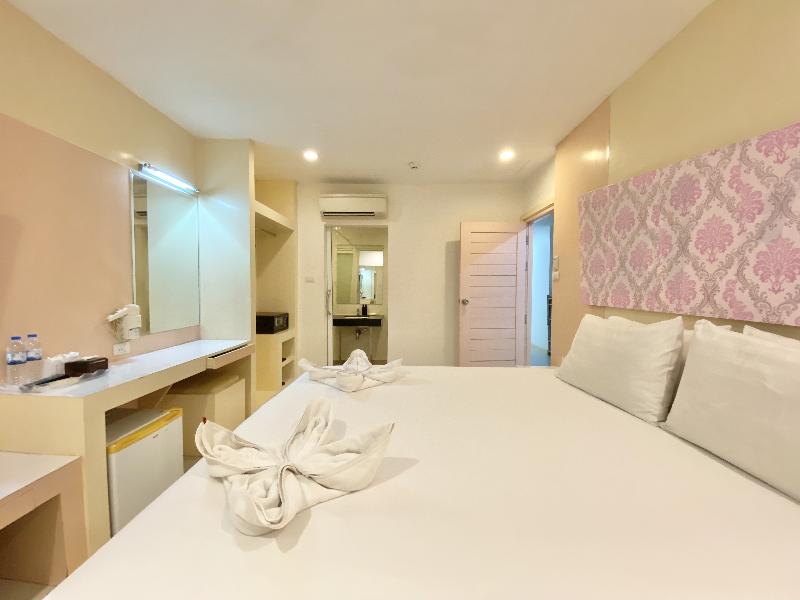 Patong Platinums Hotel - Oda