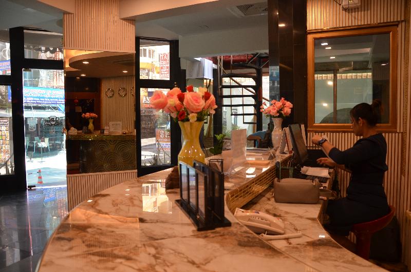 Penthouse Pattaya - Lobi
