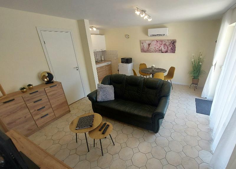 Buk City Apartments - Oda