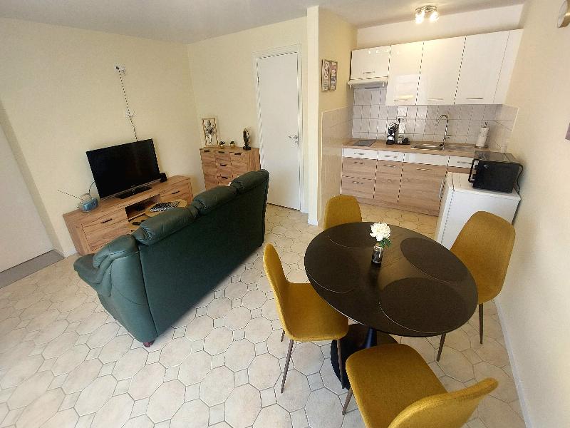 Buk City Apartments - Oda