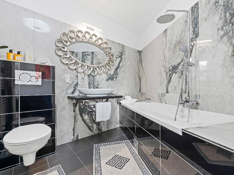 SKY9 Homes & Villas - Franz Spiegel-Gasse - Oda