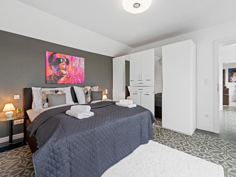 SKY9 Homes & Villas - Franz Spiegel-Gasse - Oda