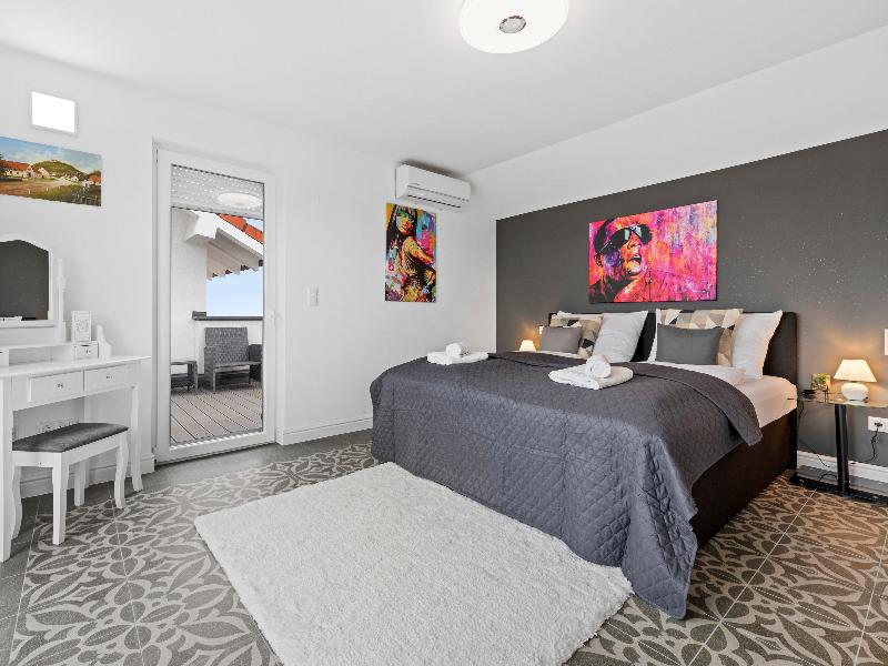 SKY9 Homes & Villas - Franz Spiegel-Gasse - Oda