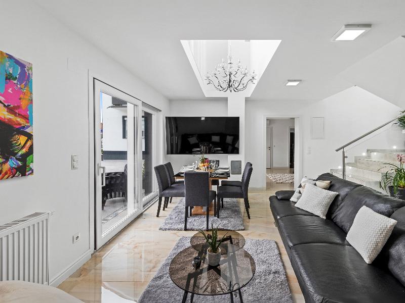 SKY9 Homes & Villas - Franz Spiegel-Gasse - Oda