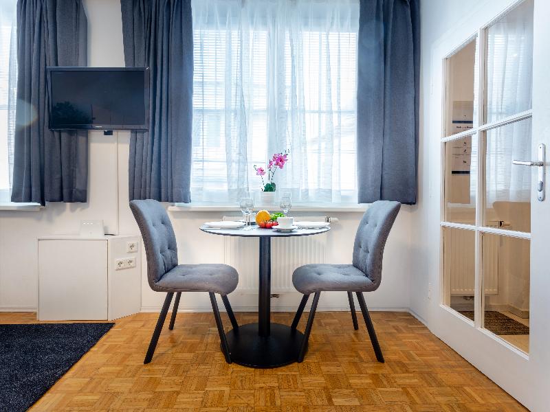 SKY9 Apartments City Center - Stephansplatz - Oda