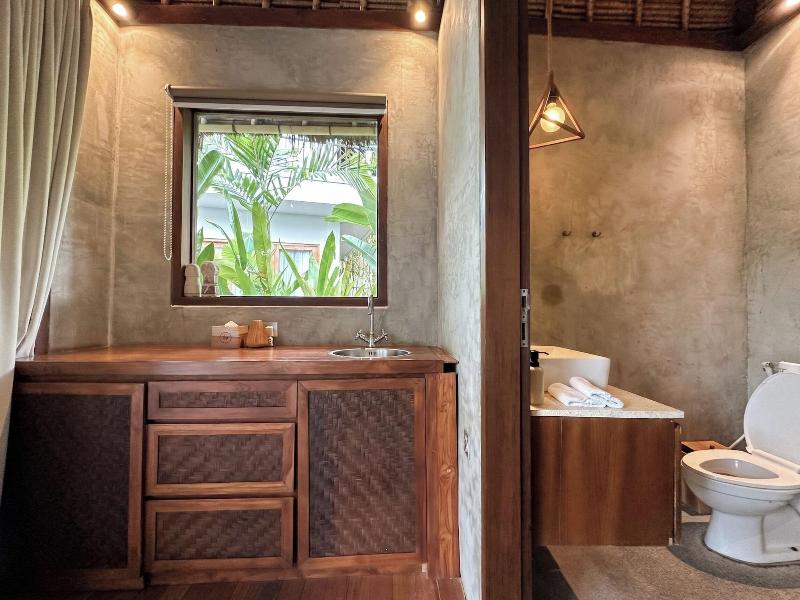 Zin Berawa Villas & Bungalows - Oda