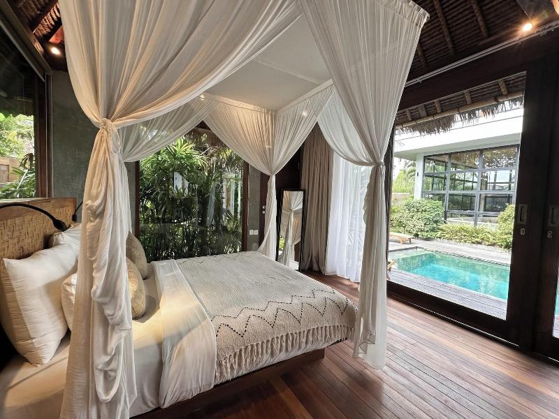 Zin Berawa Villas & Bungalows - Oda