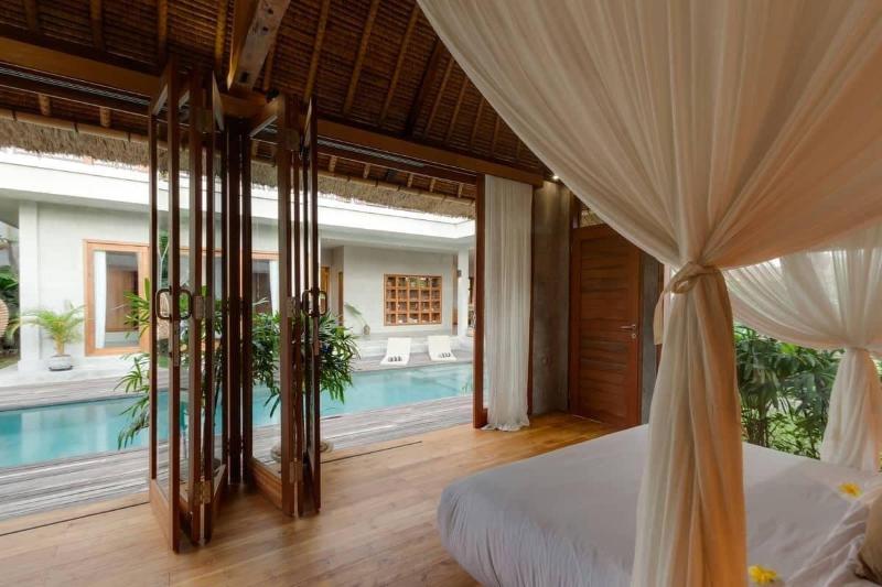 Zin Berawa Villas & Bungalows - Oda