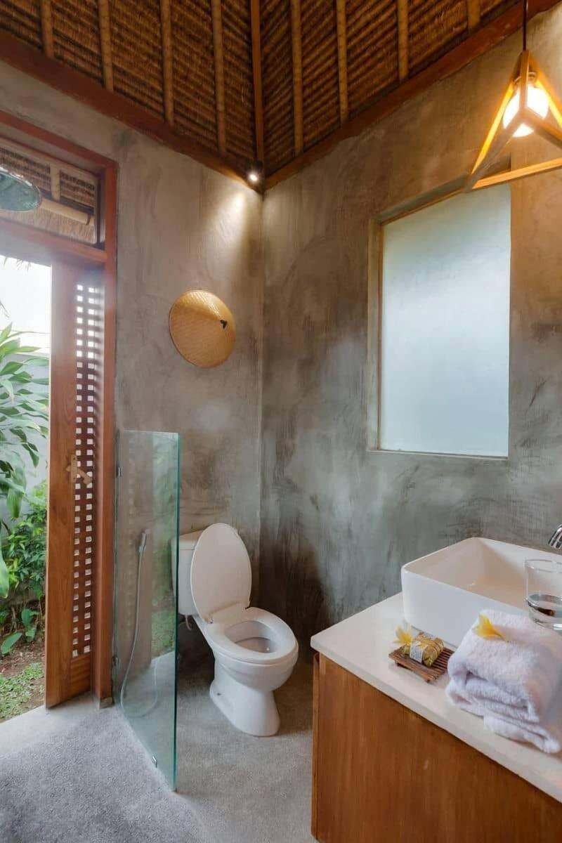 Zin Berawa Villas & Bungalows - Oda