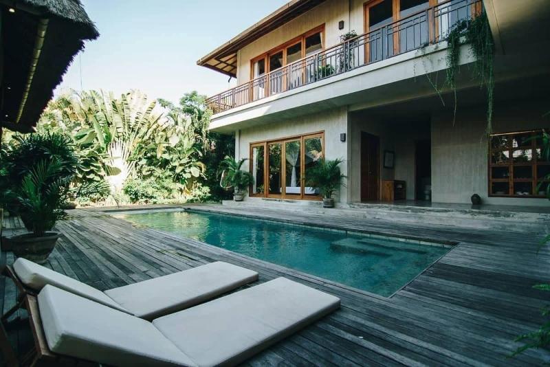 Zin Berawa Villas & Bungalows - Oda