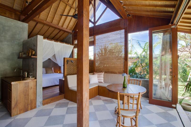 Zin Berawa Villas & Bungalows - Oda