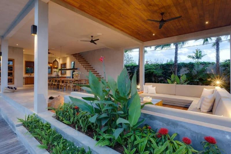 Zin Berawa Villas & Bungalows - Oda
