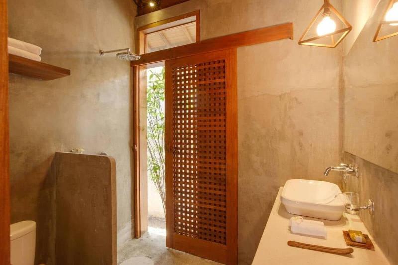 Zin Berawa Villas & Bungalows - Oda