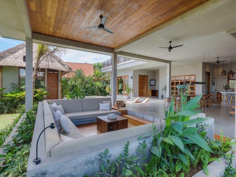 Zin Berawa Villas & Bungalows - Oda