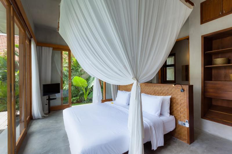 Zin Berawa Villas & Bungalows - Oda