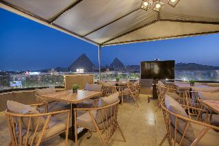 Nozol Pyramids Hotel & SPA otel fotoğrafı