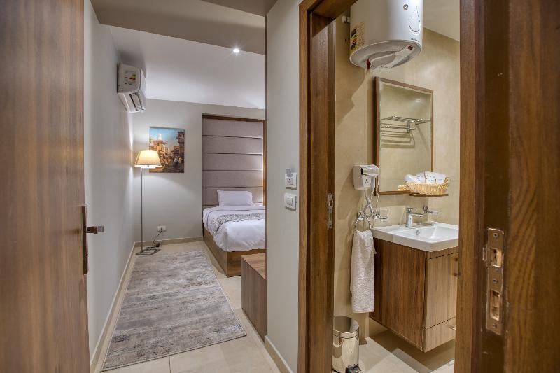 Nozol Pyramids Hotel & SPA - Oda