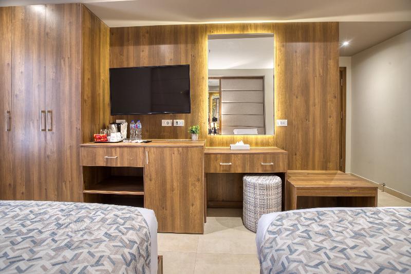 Nozol Pyramids Hotel & SPA - Oda