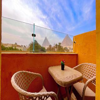 Nemes Pyramids View Inn fotoÄŸrafÄ±