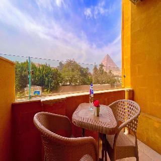 Nemes Pyramids View Inn fotoÄŸrafÄ±