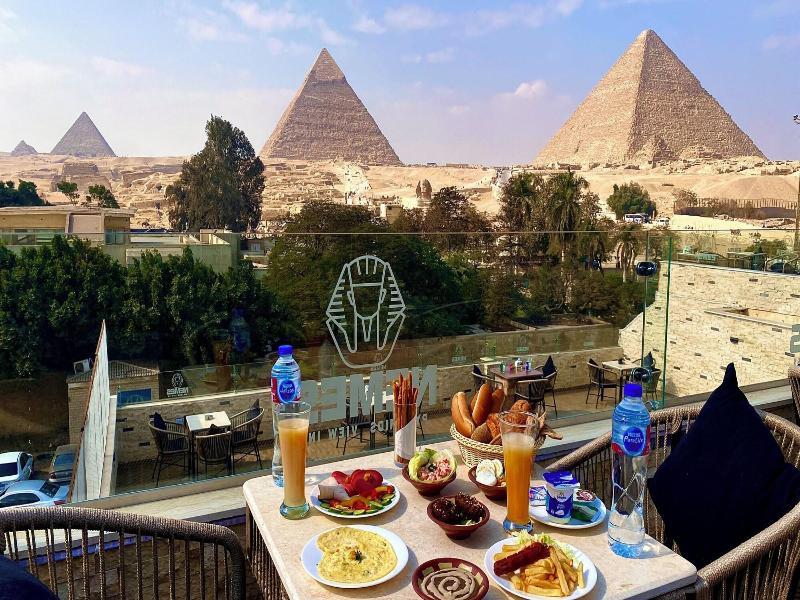 Nemes Pyramids View Inn - Restoran