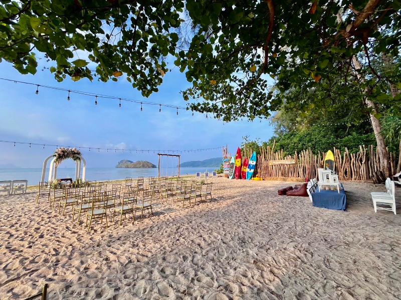 Long Beach Club Krabi - Plaj