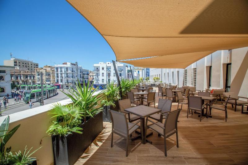 Kyriad Prestige City Center Tunis - Oda
