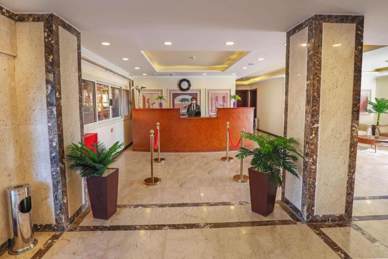 The Palm Hotel - Lobi